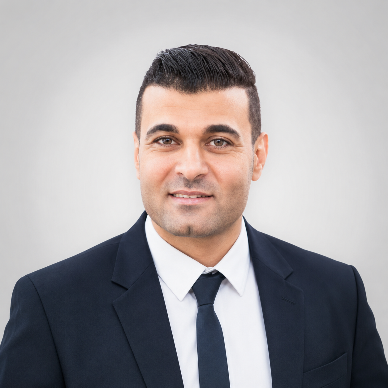 رئيس بلدية الفخاري